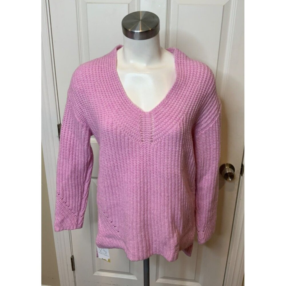Ted Baker Light Pink Wool V-Neck Sweater, Size 1 | Small